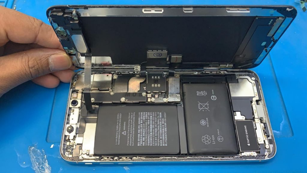 iPhone XS battery repair 